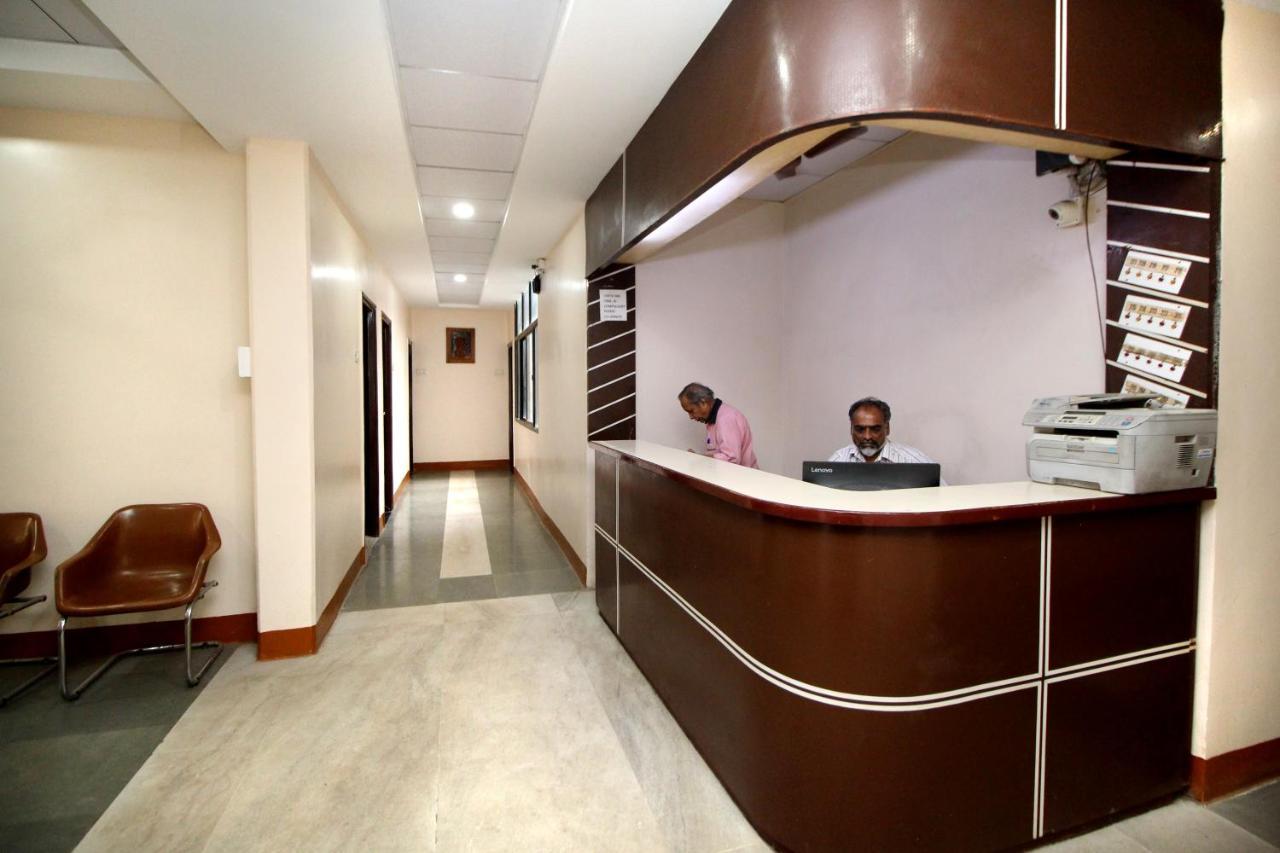 Hotel Gomatgiri Aurangabad  Eksteriør billede